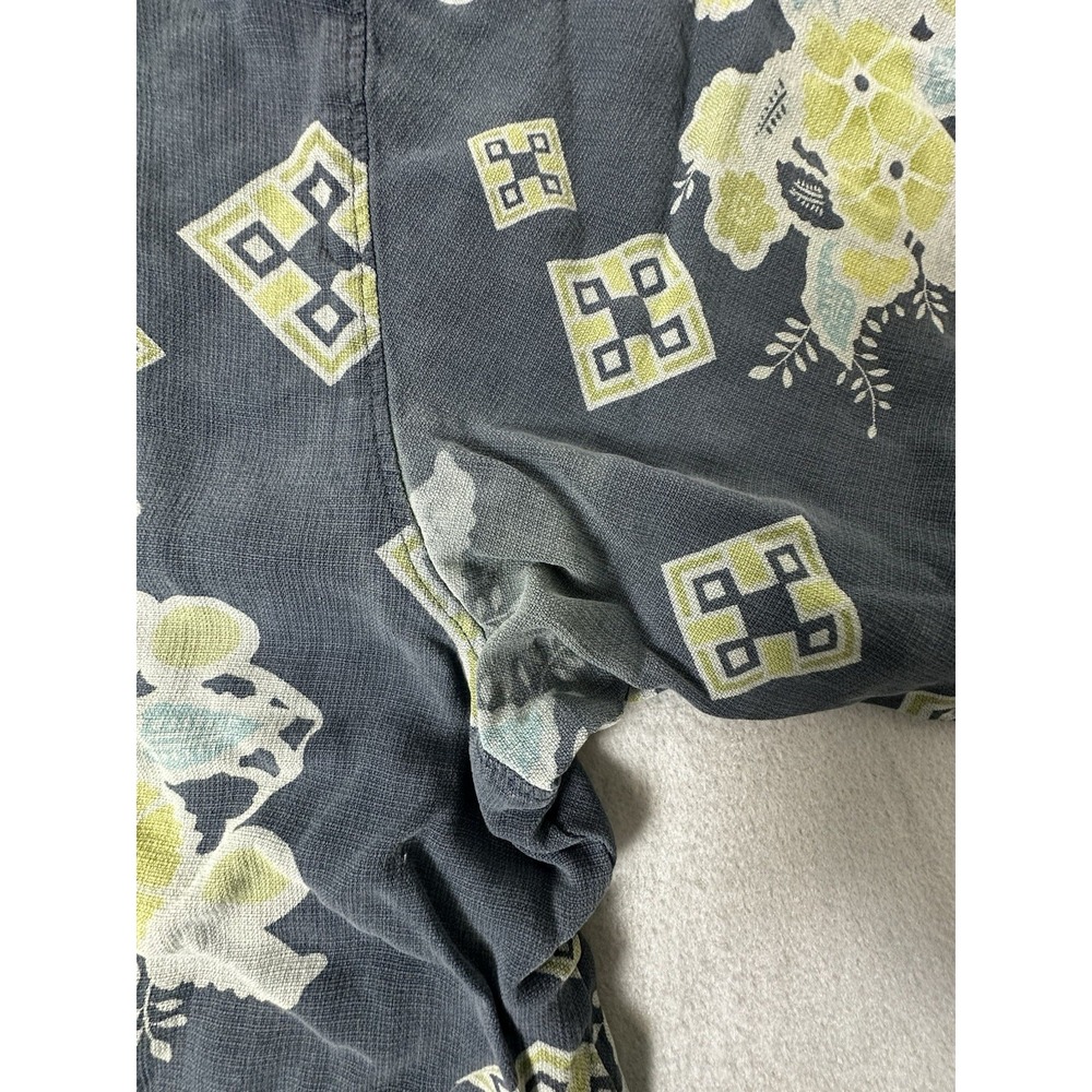 Vintage Tommy Bahama Mens 2XL Floral Geometric Tropical Short Sleeve Silk Shirt - Picture 7 of 13